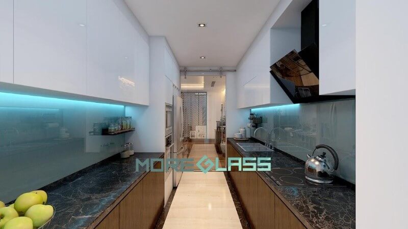 Thiết kế, thi công kính ốp bếp cường lực màu xanh dương đẹp tạo điểm nhấn tươi sáng  Thiết kế nhà bếp tiện nghi sang trọng